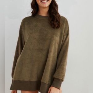 Aerie Oversized Desert Sweatshirt Soft Fleece Side Slit Army Green Size L
